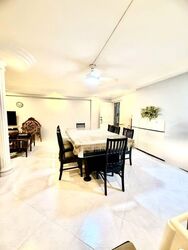 Blk 287A Jurong East Street 21 (Jurong East), HDB Executive #568355471
